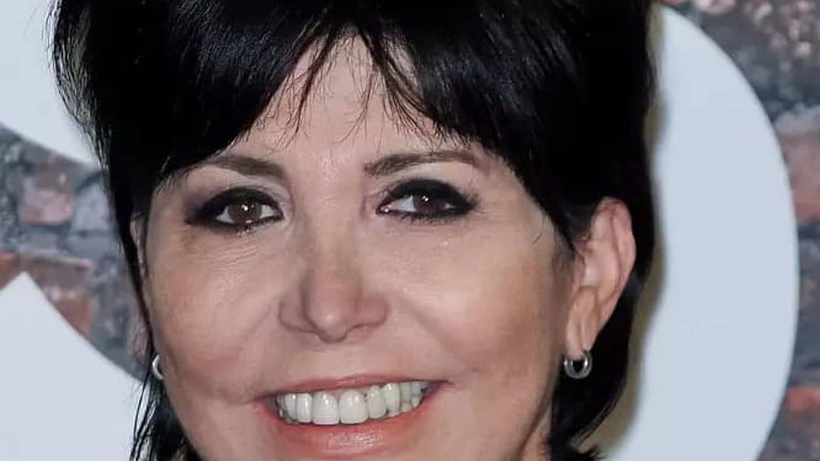 Liane Foly