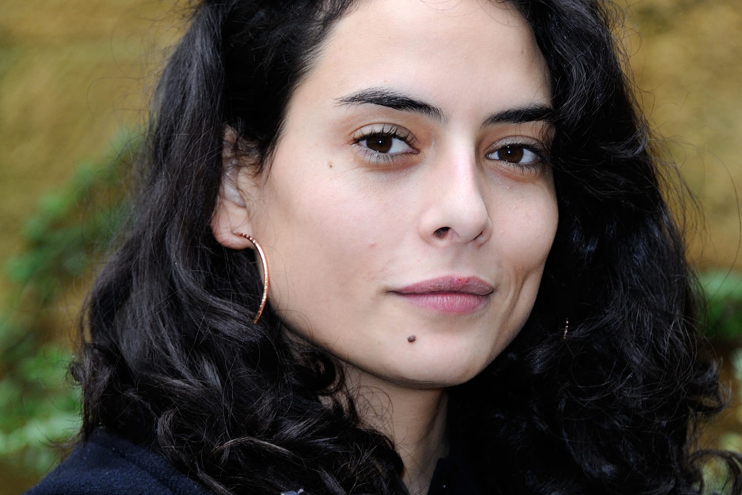 Nailia Harzoune (PLACÉS) : "J'aime les actrices abîmées à la Romy Schneider"