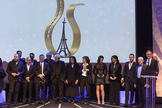 Les r&eacute;alisateurs et acteurs r&eacute;compens&eacute;s &agrave; la c&eacute;r&eacute;monie des Lumi&egrave;res