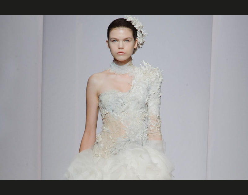 Haute couture&nbsp;: le look beaut&eacute; sur le d&eacute;fil&eacute;