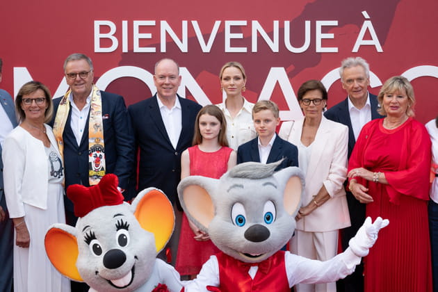 Charlene, Albert et St&eacute;phanie de Monaco tout sourire &agrave; Europa-Park avant le drame sur le Rocher  - PHOTOS