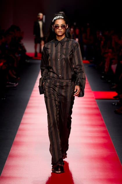 D&eacute;fil&eacute; N21