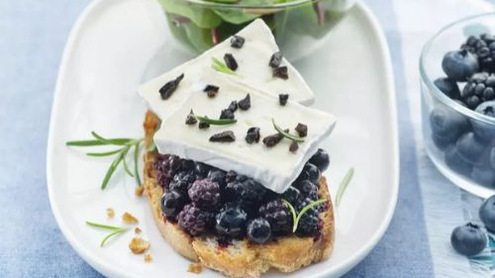 Tartines de baies noires au Caprice des Dieux