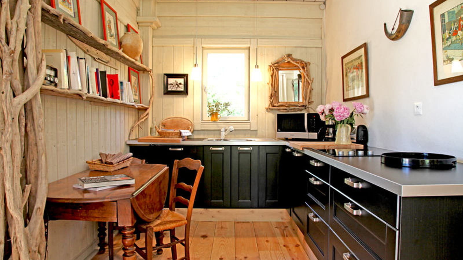 Déco cuisine noir et charme