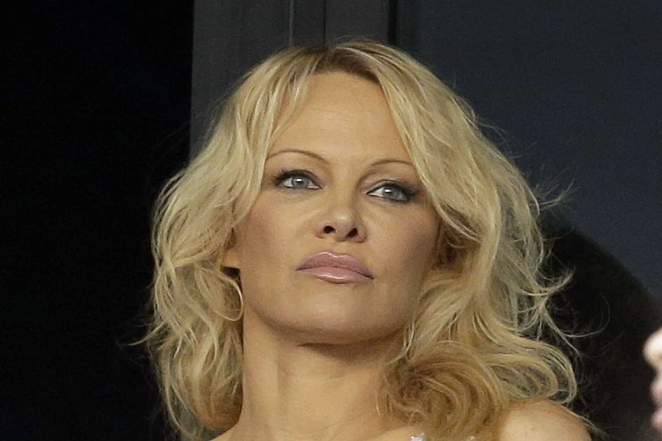 Le rouge &agrave; l&egrave;vres ros&eacute; de Pamela Anderson