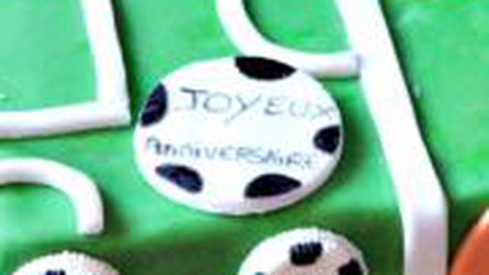 Gâteau terrain de foot