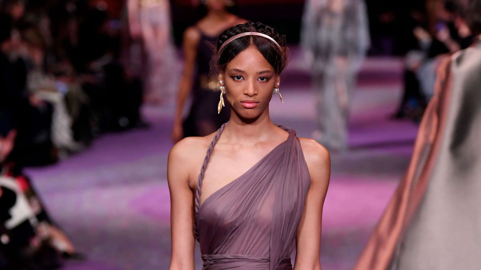 Look 50