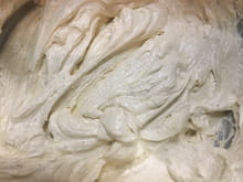 Le Courchevel : l'entremet aux framboises drapé de crêpes : Etape 3