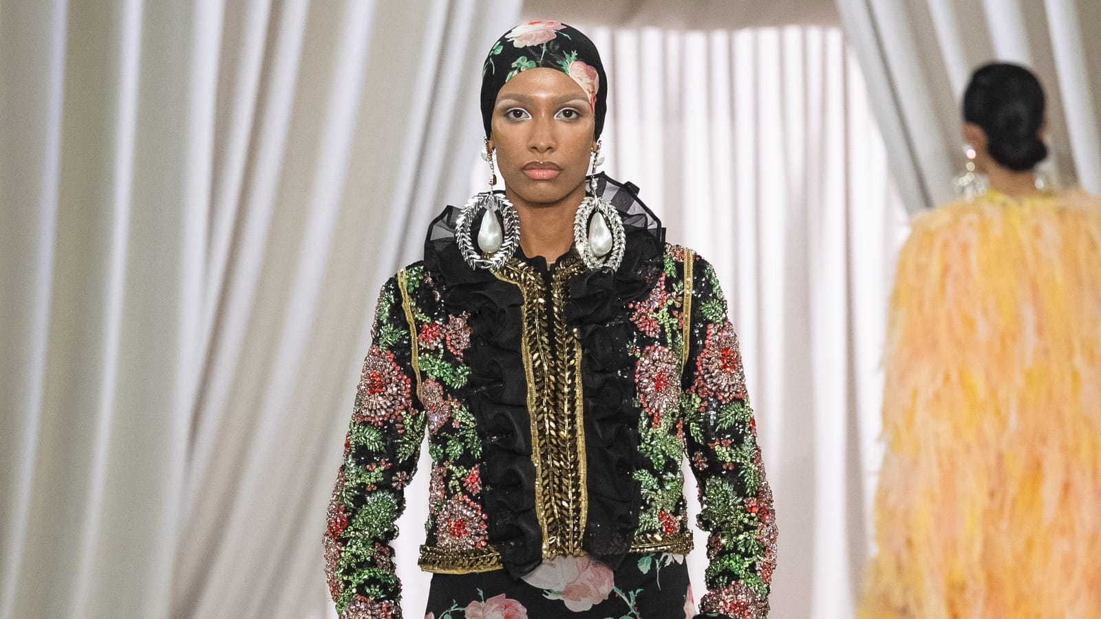 Look 13