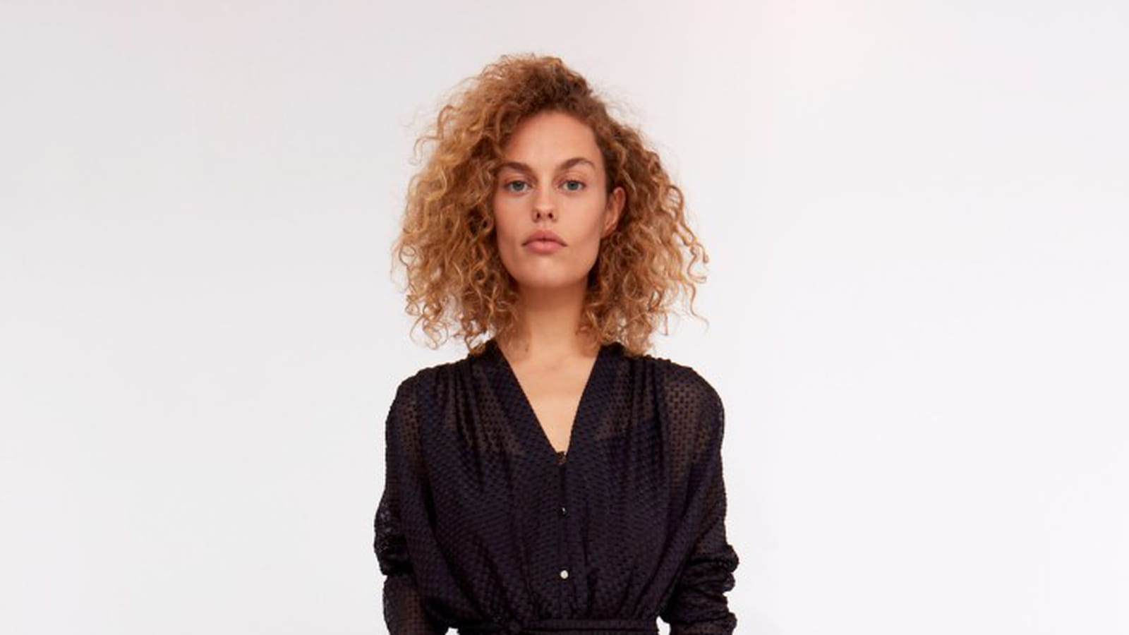 Robe Roseanna