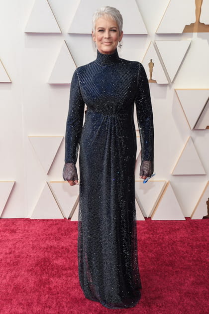 Apr&egrave;s&nbsp;: Jamie Lee Curtis &agrave; 64&nbsp;ans en robe longue bleu marine paillet&eacute;e Stella McCartney