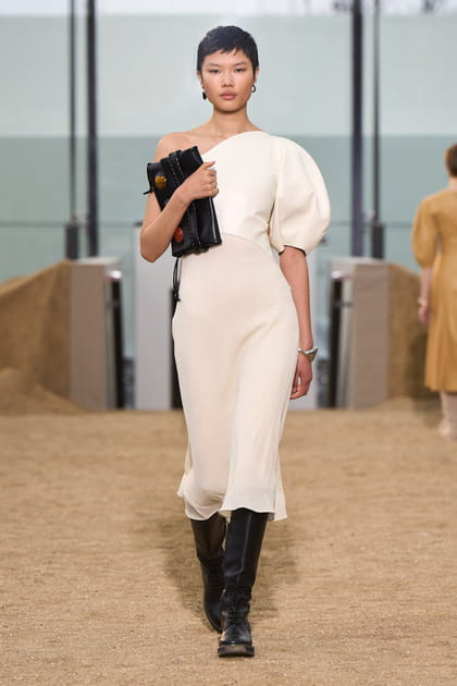 Look 27&nbsp;du d&eacute;fil&eacute; Chlo&eacute;