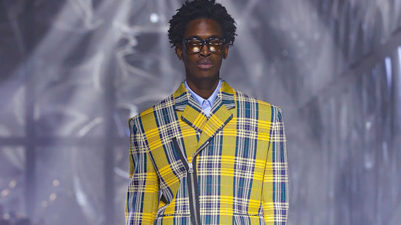 Look 24