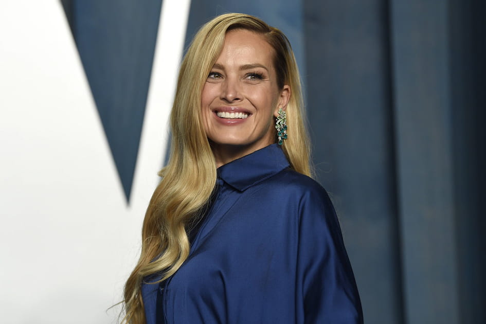 Le one side hair XXL de Petra Nemcova