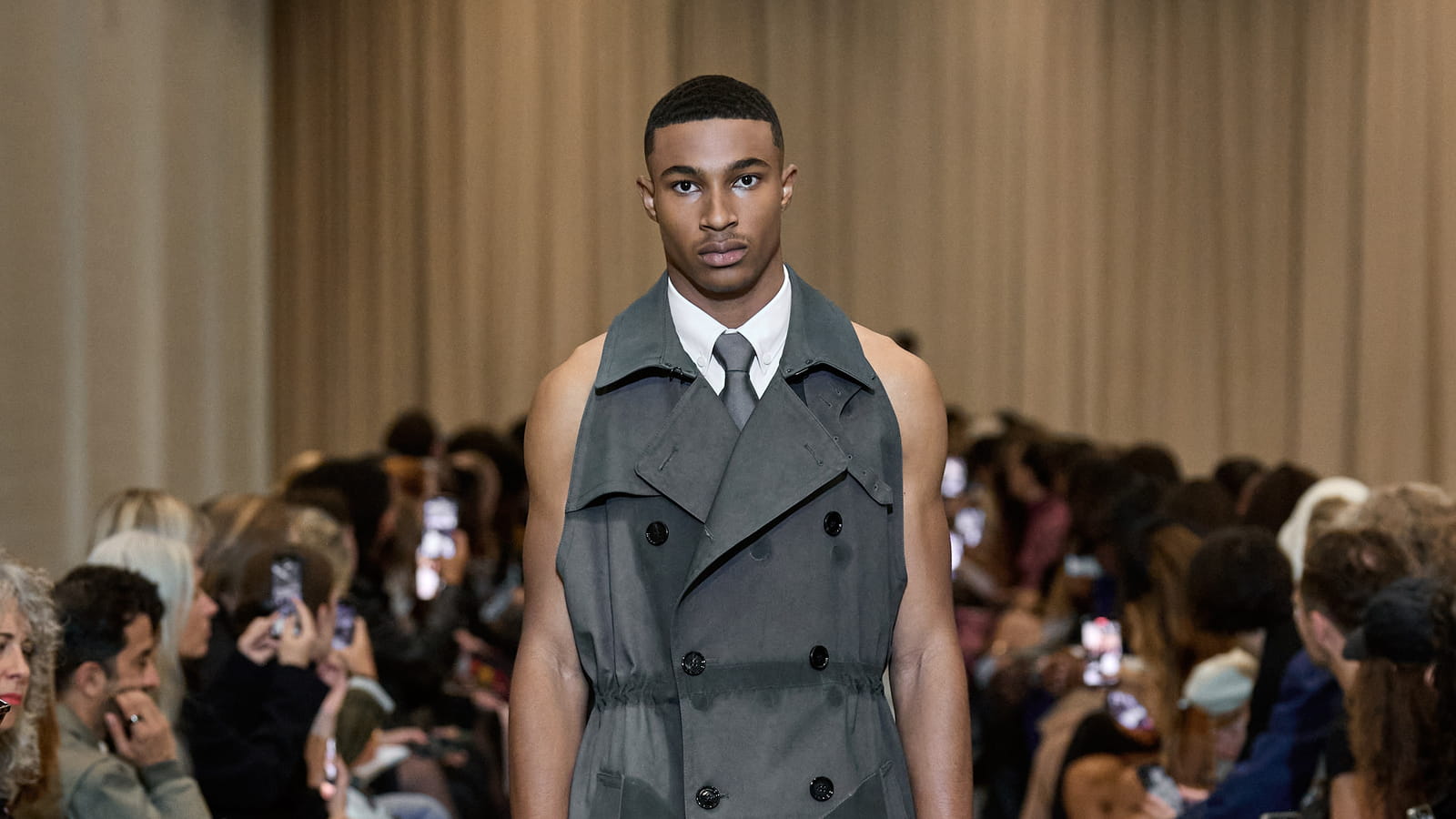  Look 42