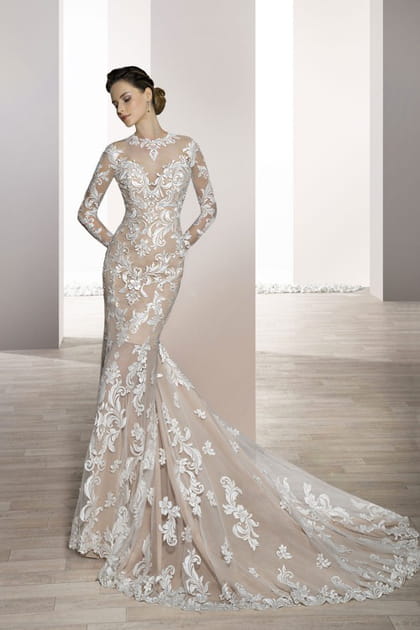 Une robe s&eacute;duisante, Demetrios