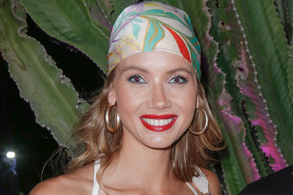 La coiffure accessoiris&eacute;e d'Amandine Petit