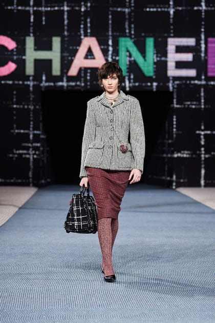 Look 40&nbsp;du d&eacute;fil&eacute; Chanel
