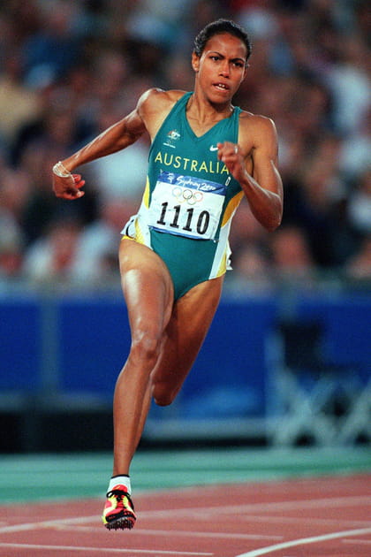 L'athl&egrave;te Cathy Freeman aux Jeux olympiques de Sydney en 2000