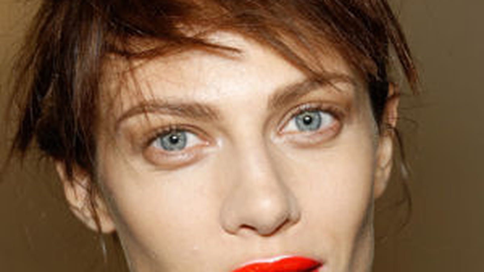 Le look beauté du défilé Prada