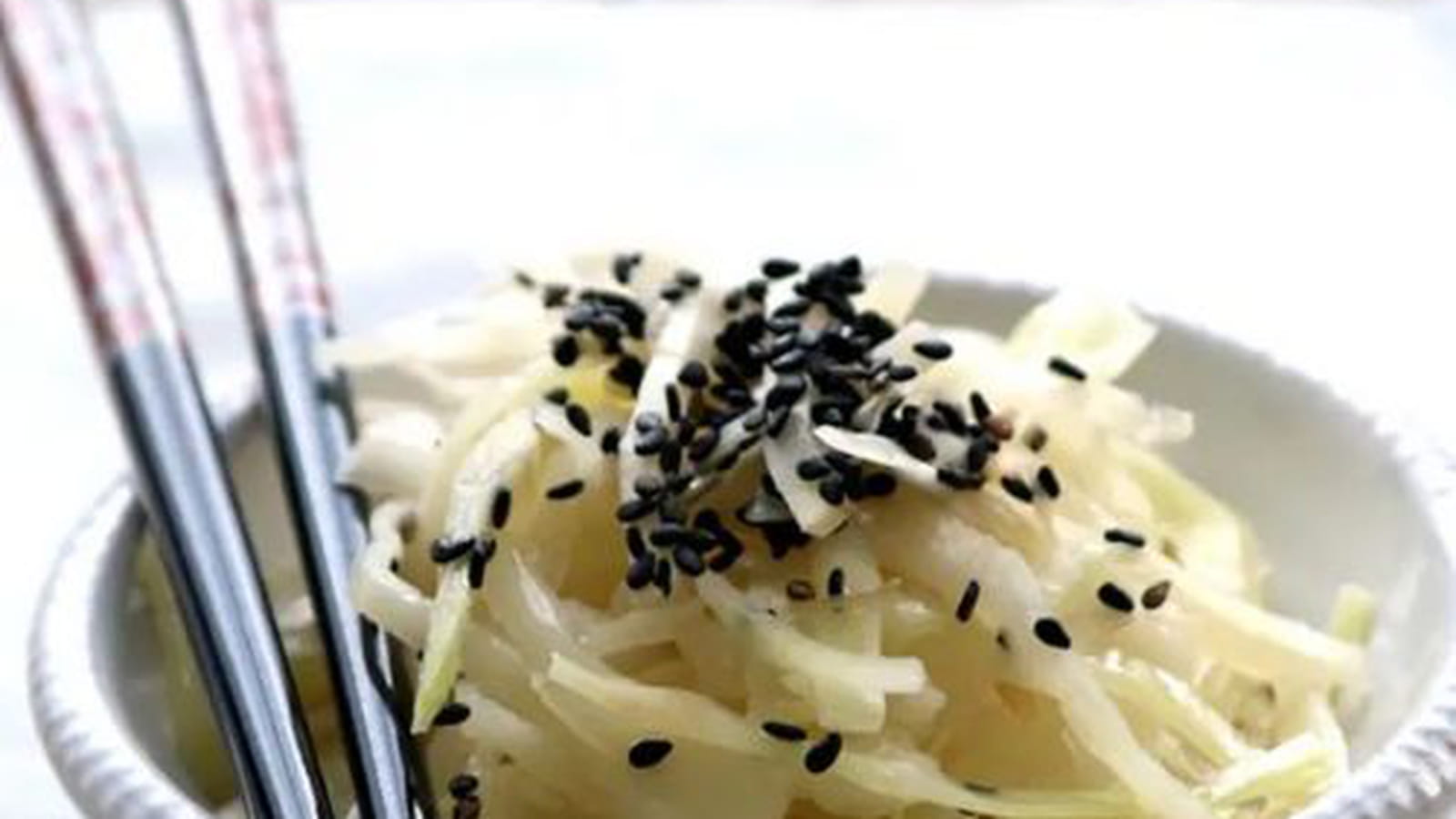 Salade de chou blanc à la japonaise