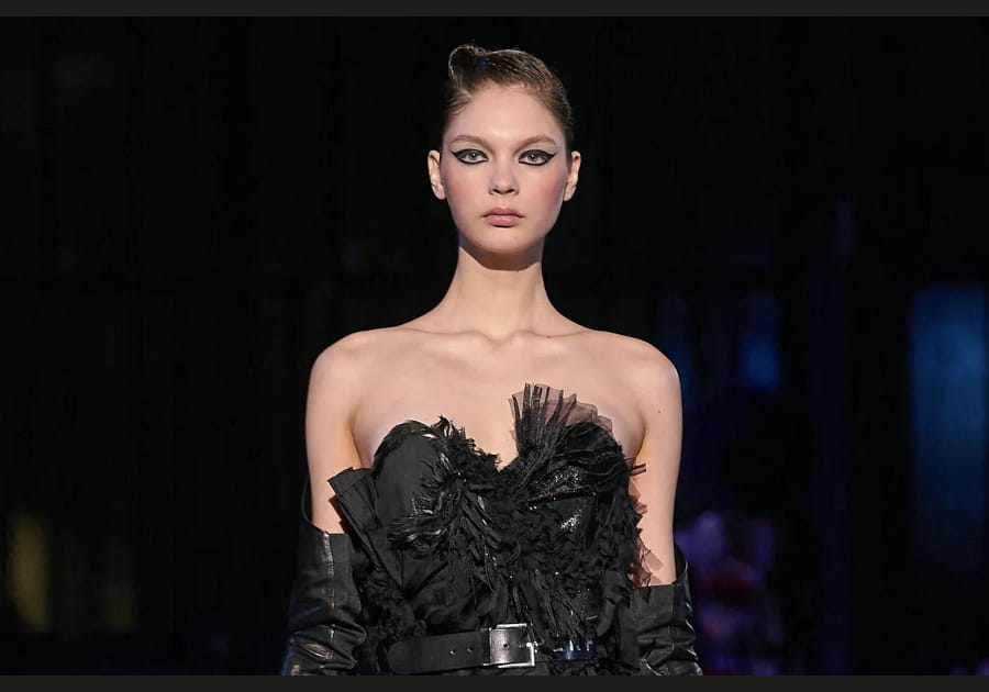 Le liner exag&eacute;r&eacute; de Ronald van der Kemp