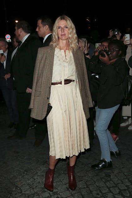 Sandrine Kiberlain au d&eacute;fil&eacute; Celine