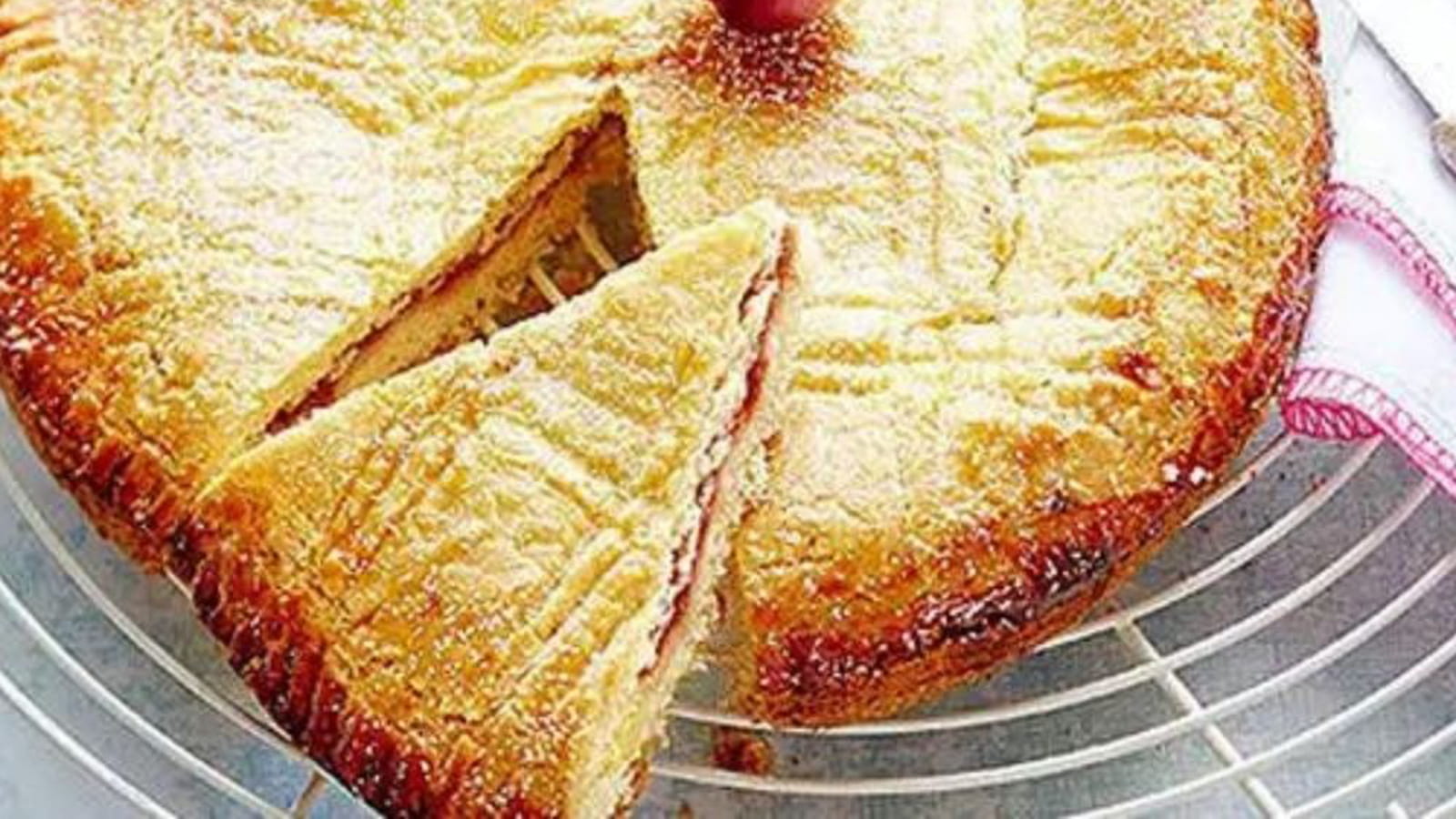 Gâteau basque aux cerises