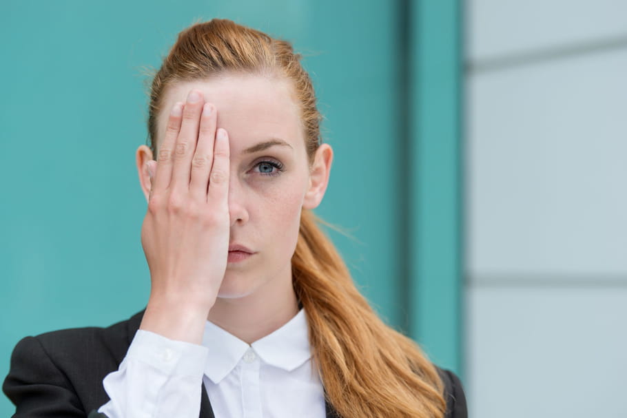 Paralysie de Bell : c'est quoi, causes, durée