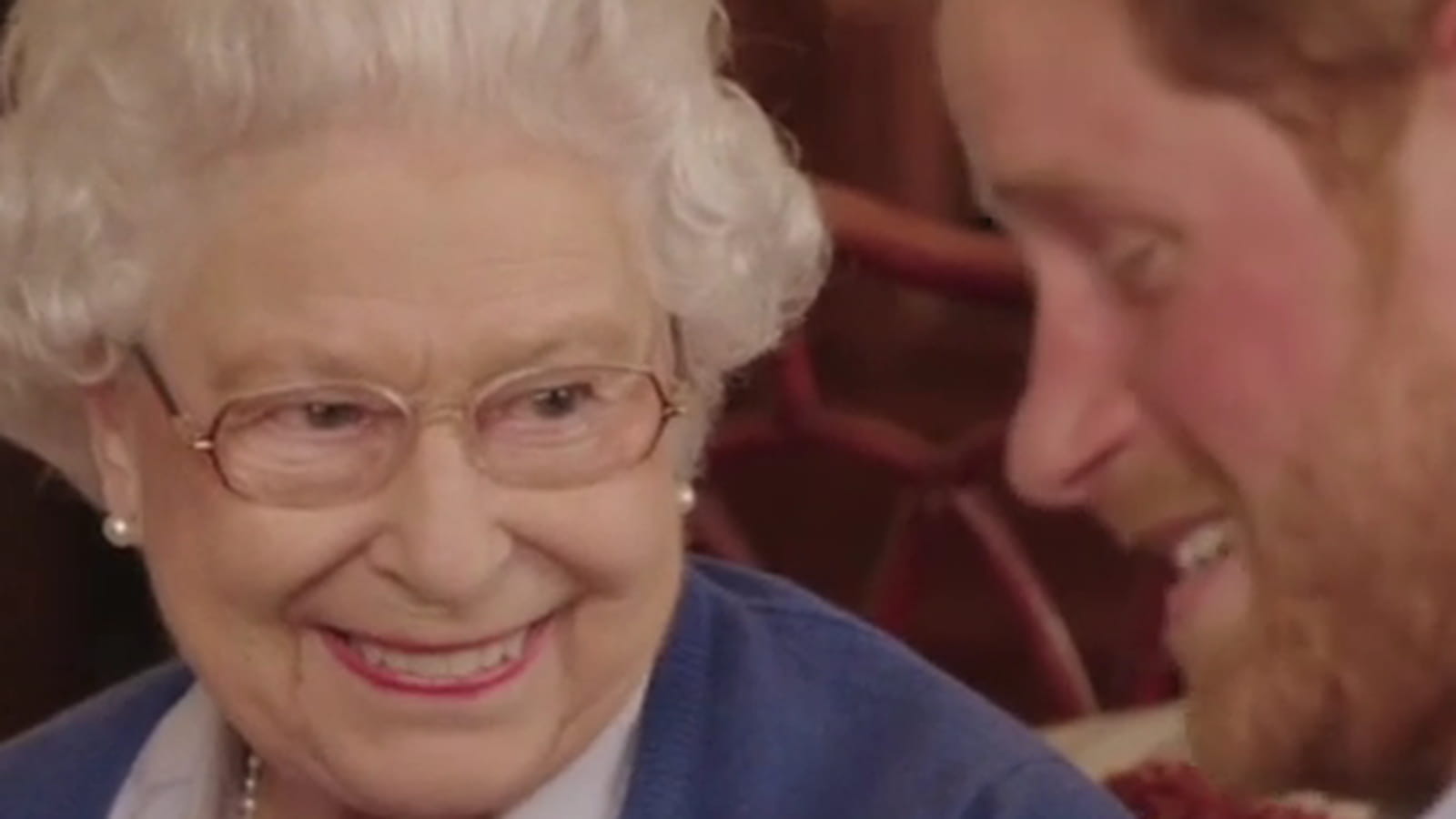 Elizabeth II et Harry
