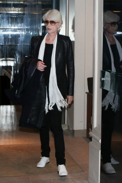 Fran&ccedil;oise Hardy en tenue black & white