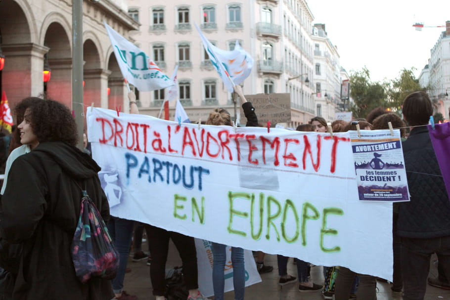 En Europe, le droit à l'avortement régresse