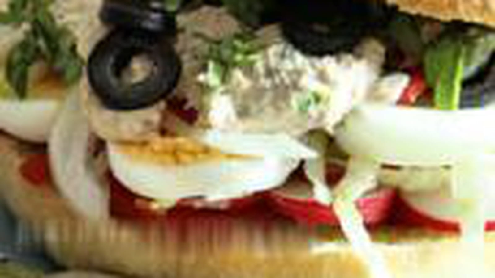 Pan bagnat niçois