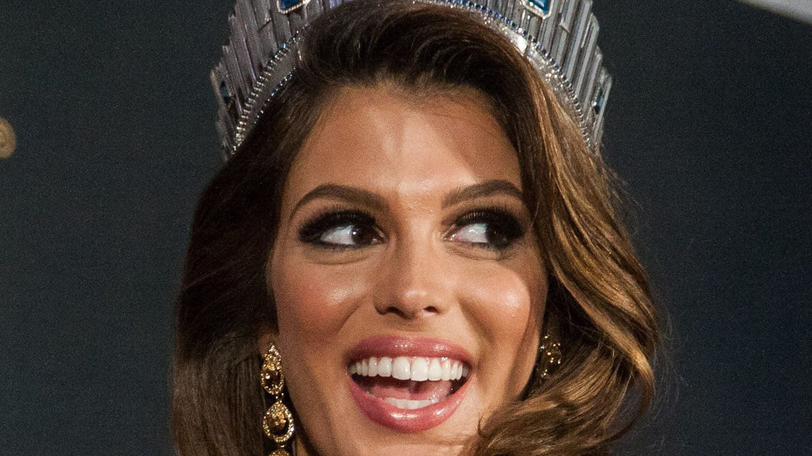 Iris Mittenaere 