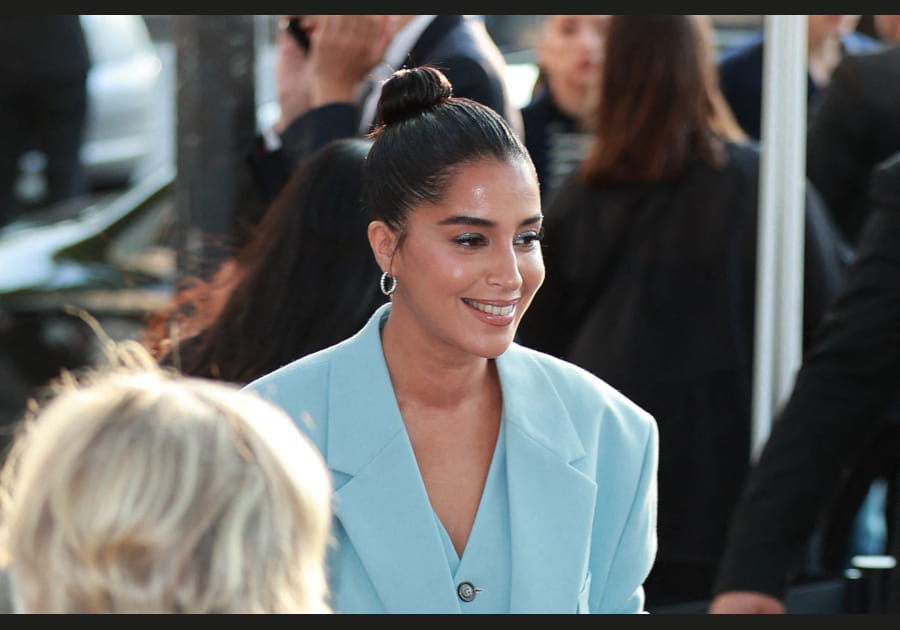 Leila Bekhti, s&eacute;duisante avec ses paupi&egrave;res paillet&eacute;es