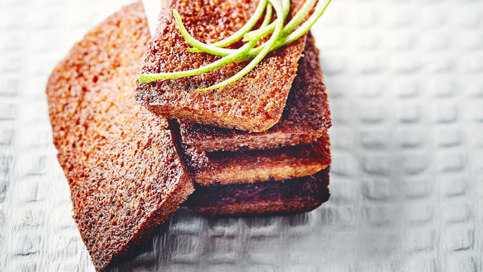 Financiers au citron vert sans sucre