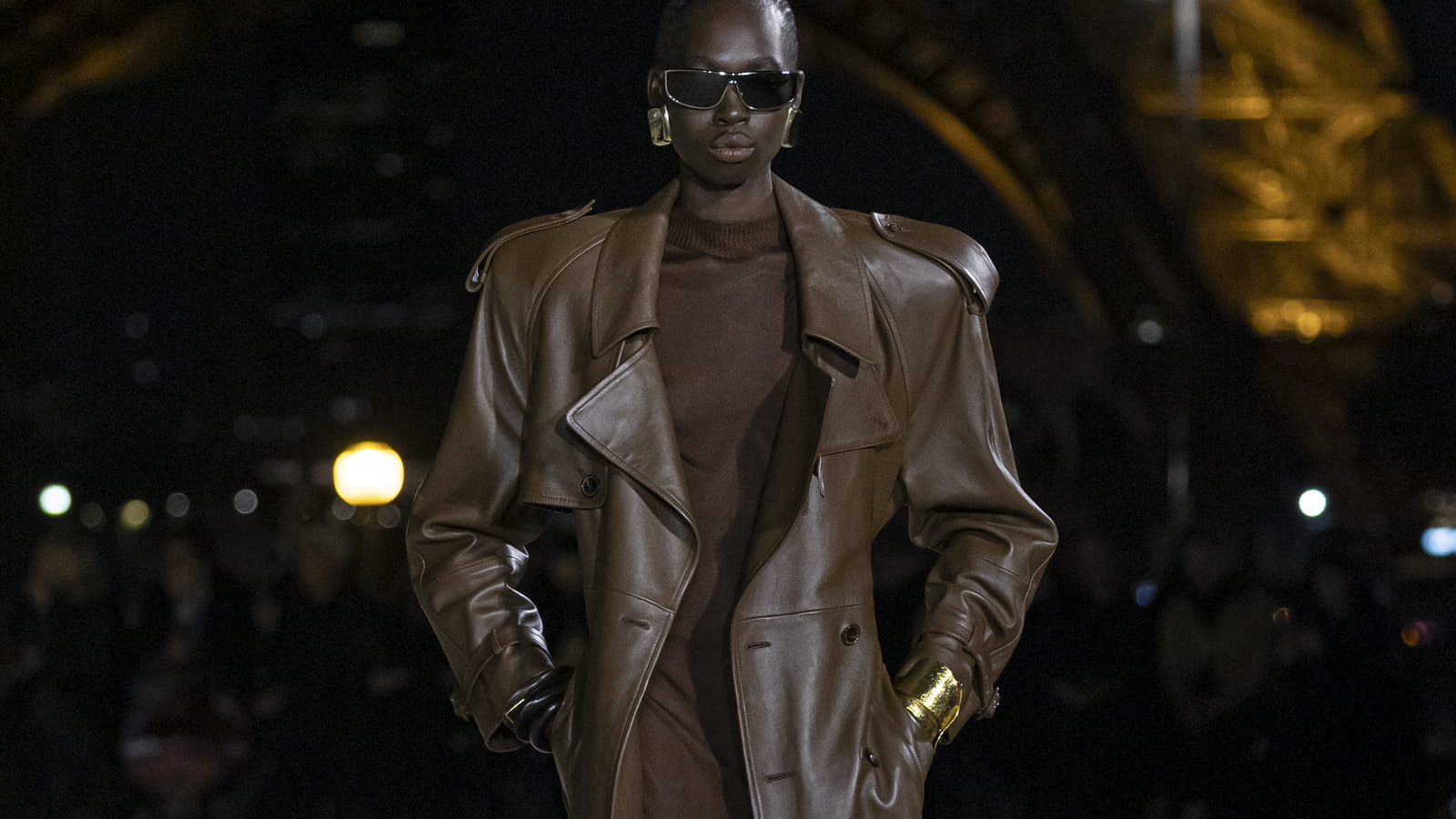Look 15
