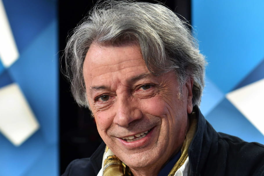 Hervé Vilard : viols, drames, mais surtout amours et succès... ses secrets