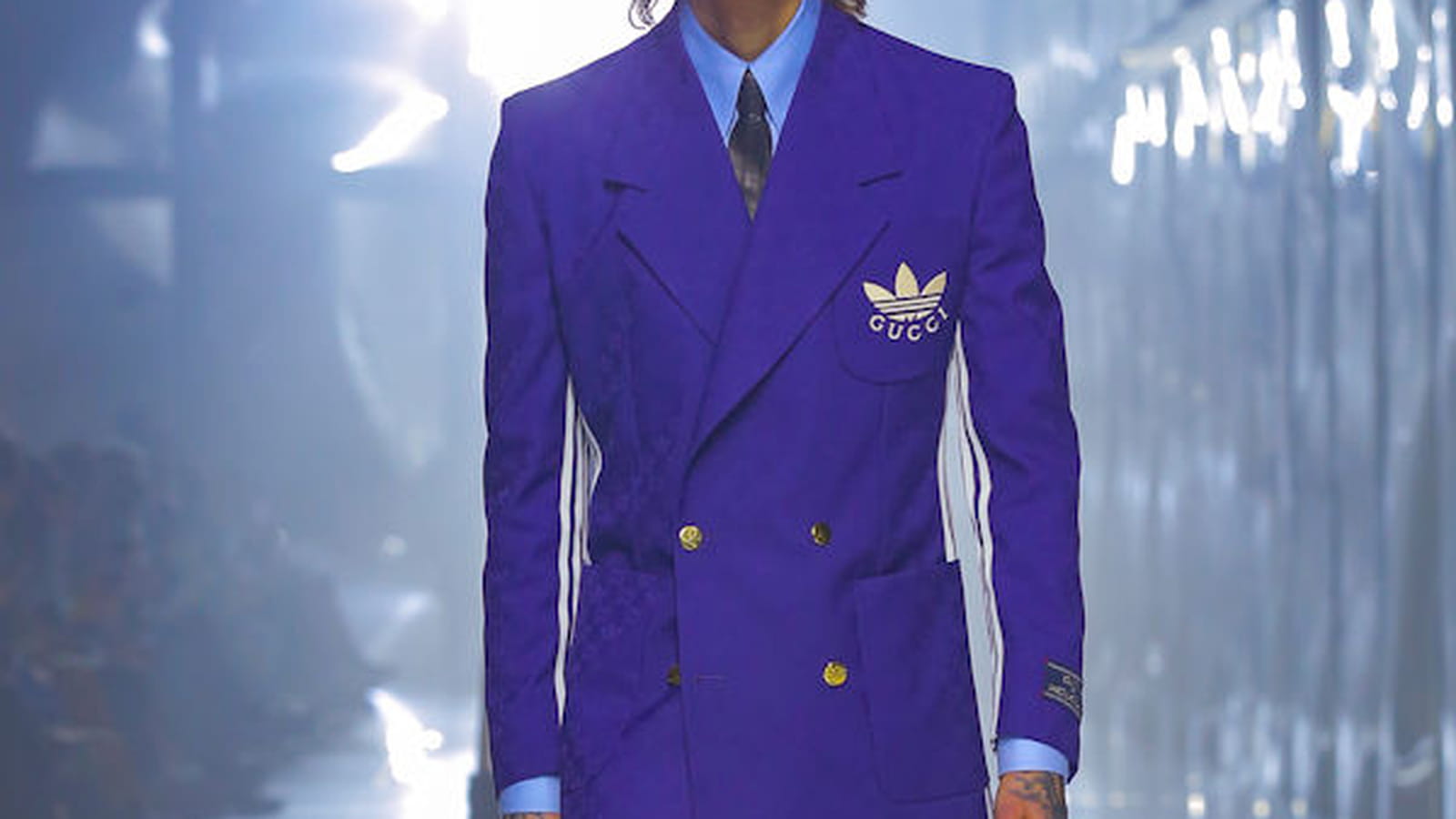 Look 10