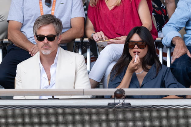 Chris Pine et sa compagne Keana Sky en pleine retouche maquillage &agrave; Roland-Garros