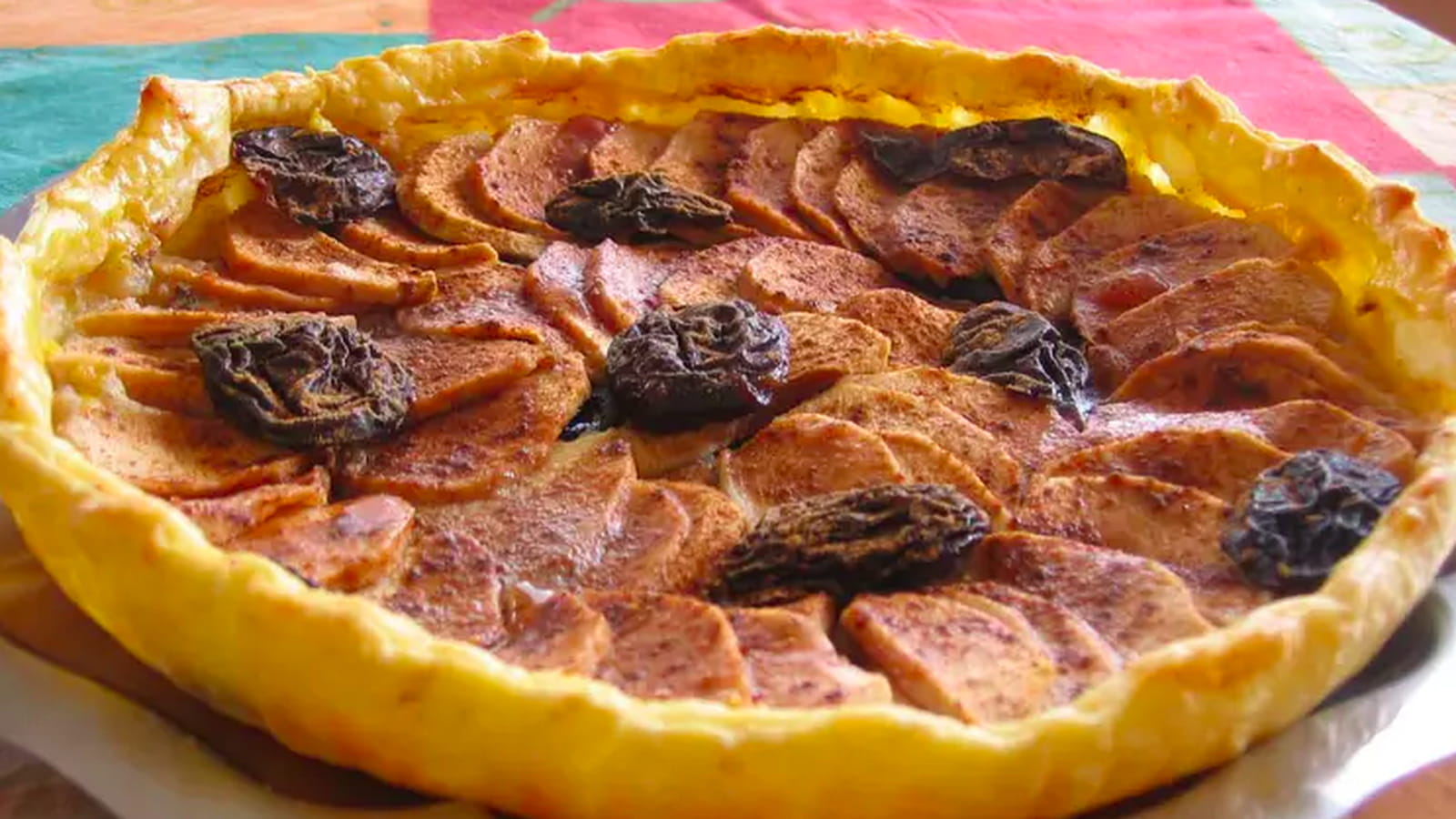 Tarte pommes pruneaux : la recette facile
