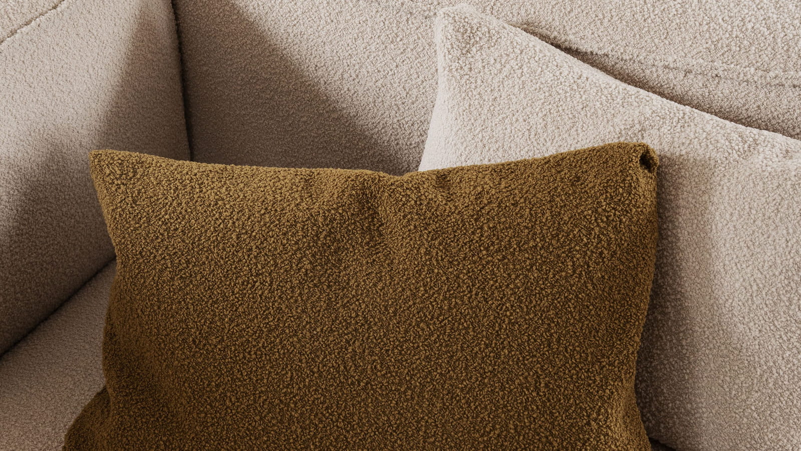 Coussin ocre