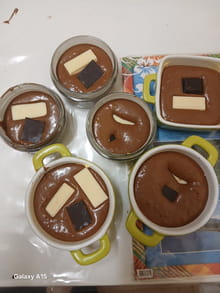 Moelleux au chocolat cœur coulant et coulis de fraises : Etape 5