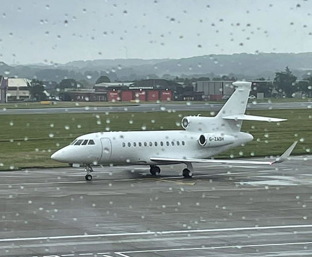 La famille royale se rend &agrave; Balmoral au chevet de la reine
