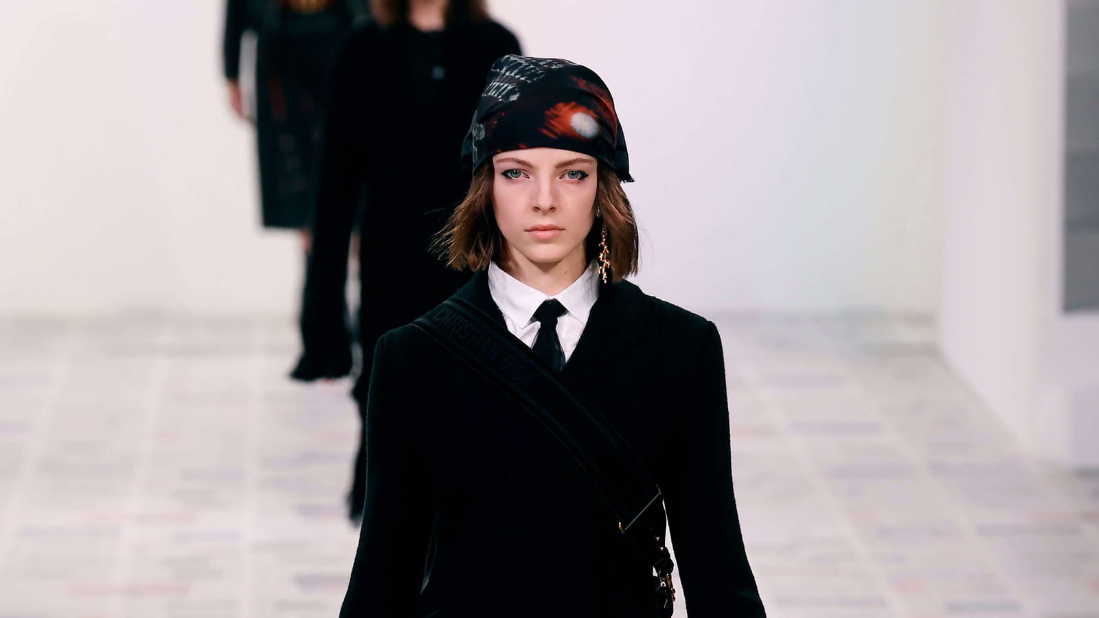 Look 4