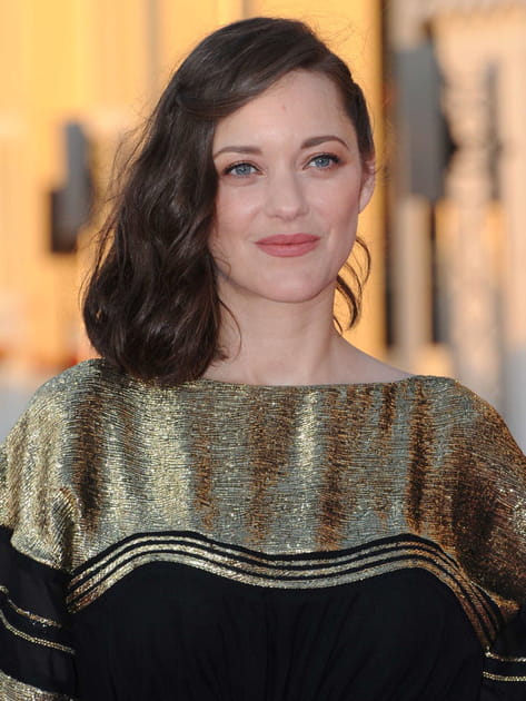 Stars et coloration&nbsp;: Marion Cotillard en brune