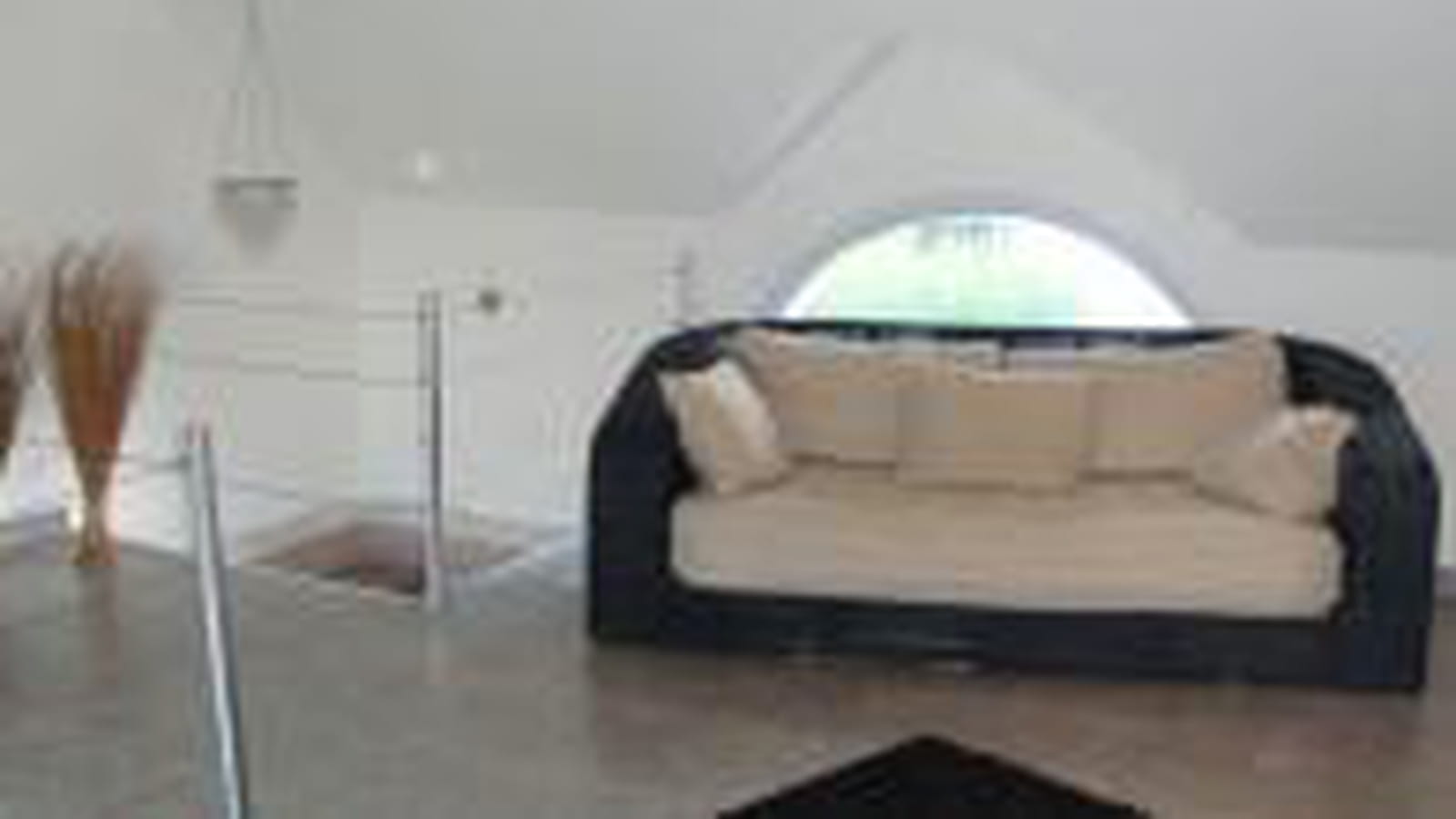 Mezzanine 