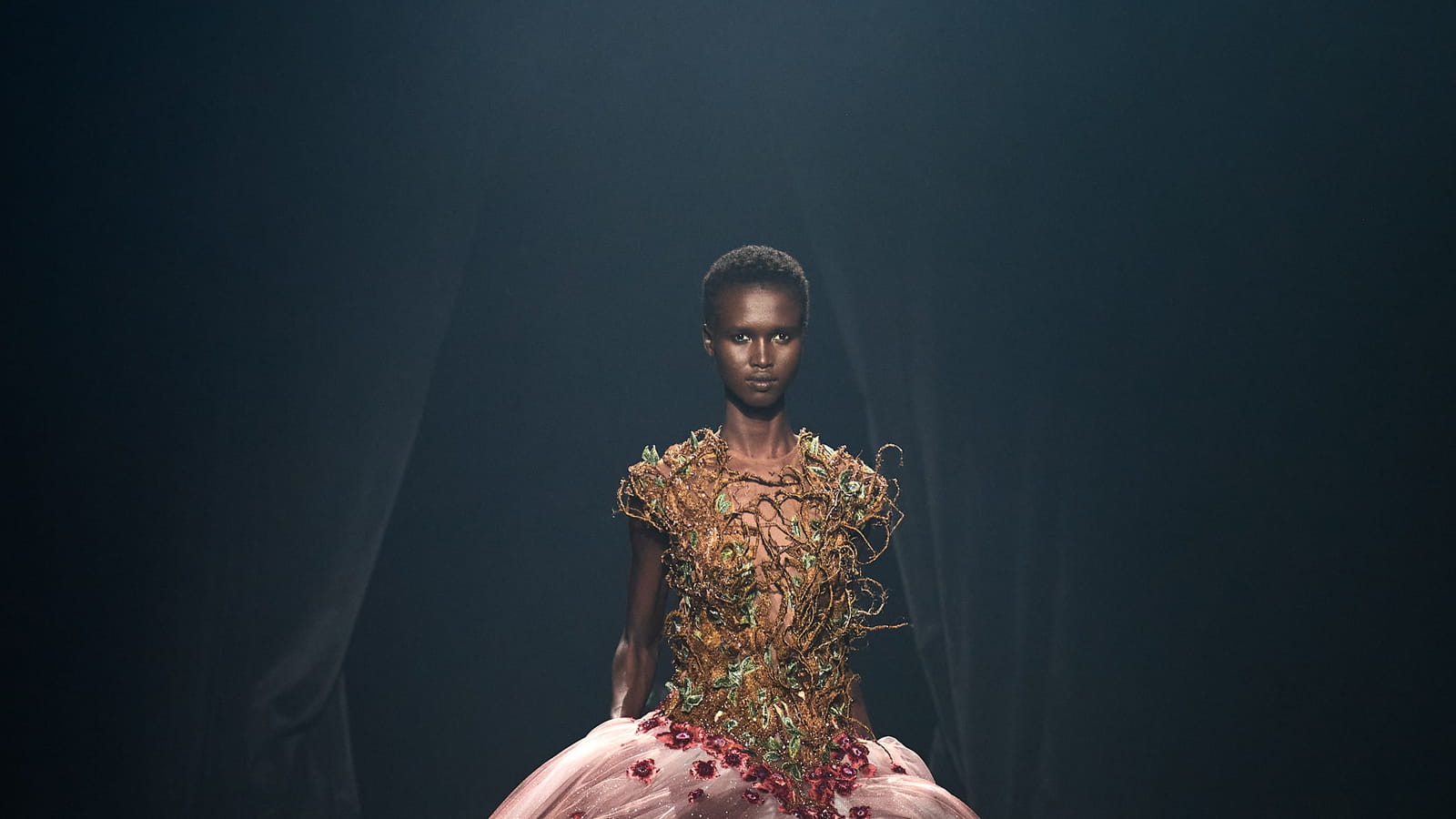 Look 19