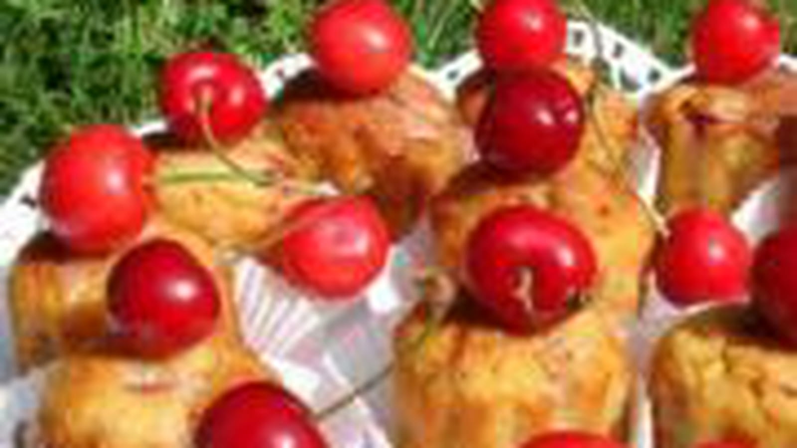 Muffins cerise-pistache