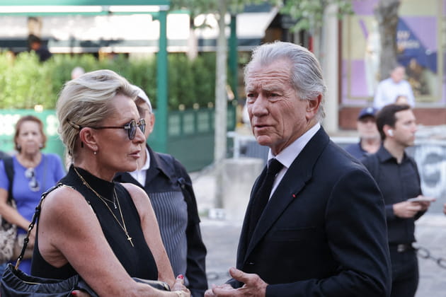 Sophie Davant et William Leymergie : le couple aux obsèques de Philippe Labro